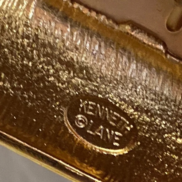 Kenneth Jay Lane KJL White Enamel Maltese Cross Cuff Bracelet Red Cabochon - Picture 4 of 4